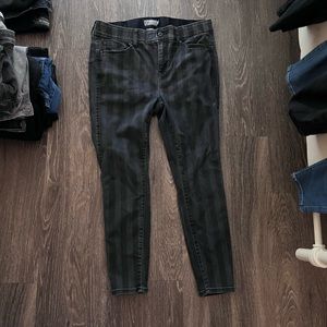 Torrid Black and Grey Striped Jeans Bombshell Skinny 14